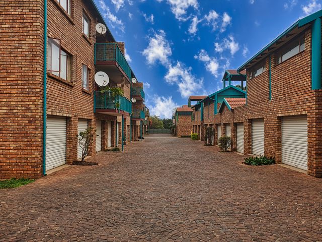 Property Name 02